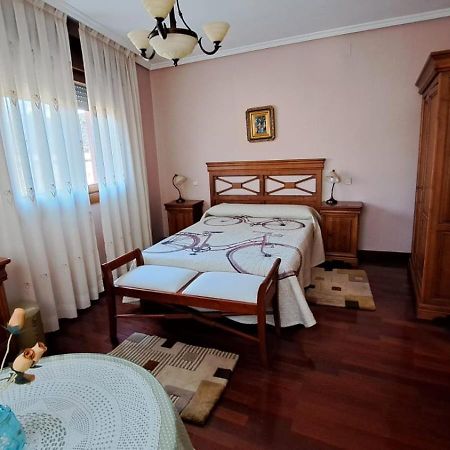 La Madre Abadesa Villa Tordesillas Luaran gambar